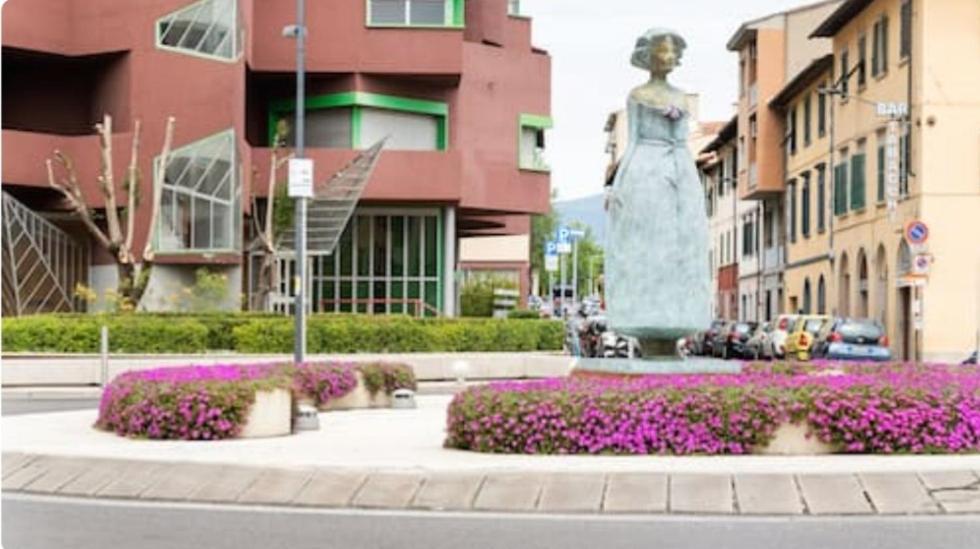 Flower Garden Apartment Vicino Al Centro Florença Exterior foto